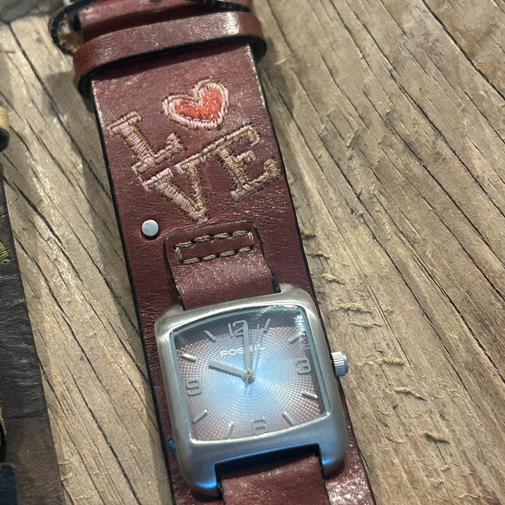 Fossil Vintage Leather Cuff Watch + Extra Embroidered Leather Western Style Band - Picture 5 of 9